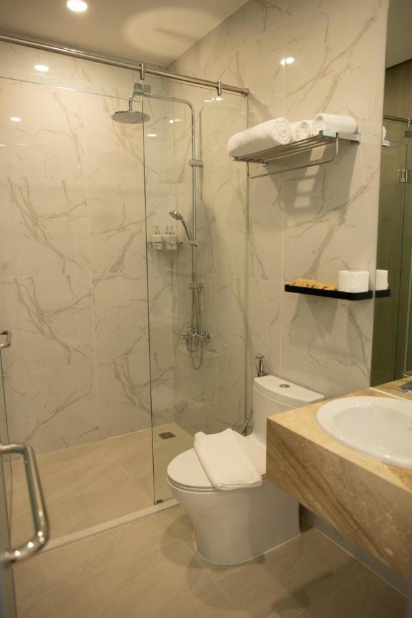 Ruby Hotel مدينة هوشي منه المظهر الخارجي الصورة