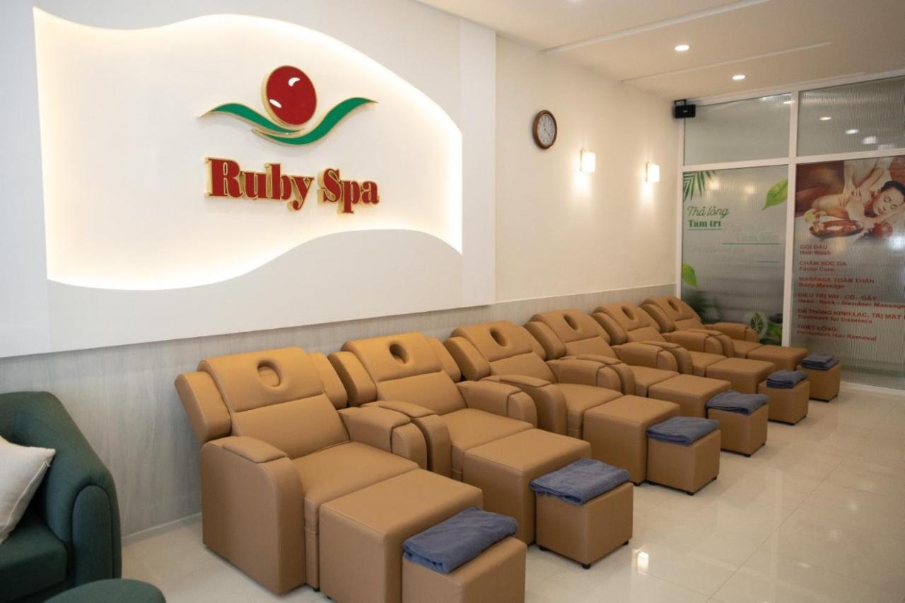 Ruby Hotel مدينة هوشي منه المظهر الخارجي الصورة