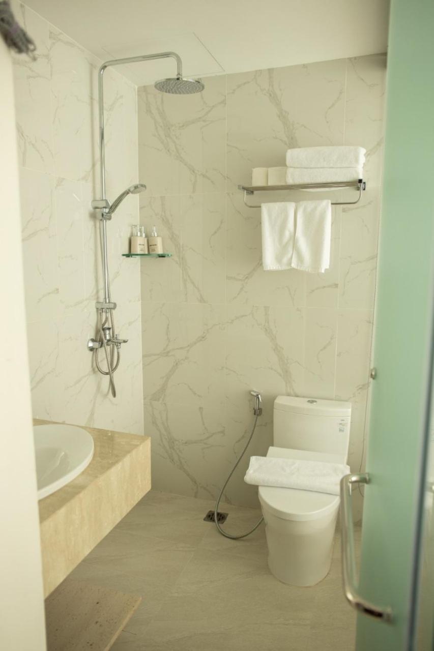 Ruby Hotel مدينة هوشي منه المظهر الخارجي الصورة