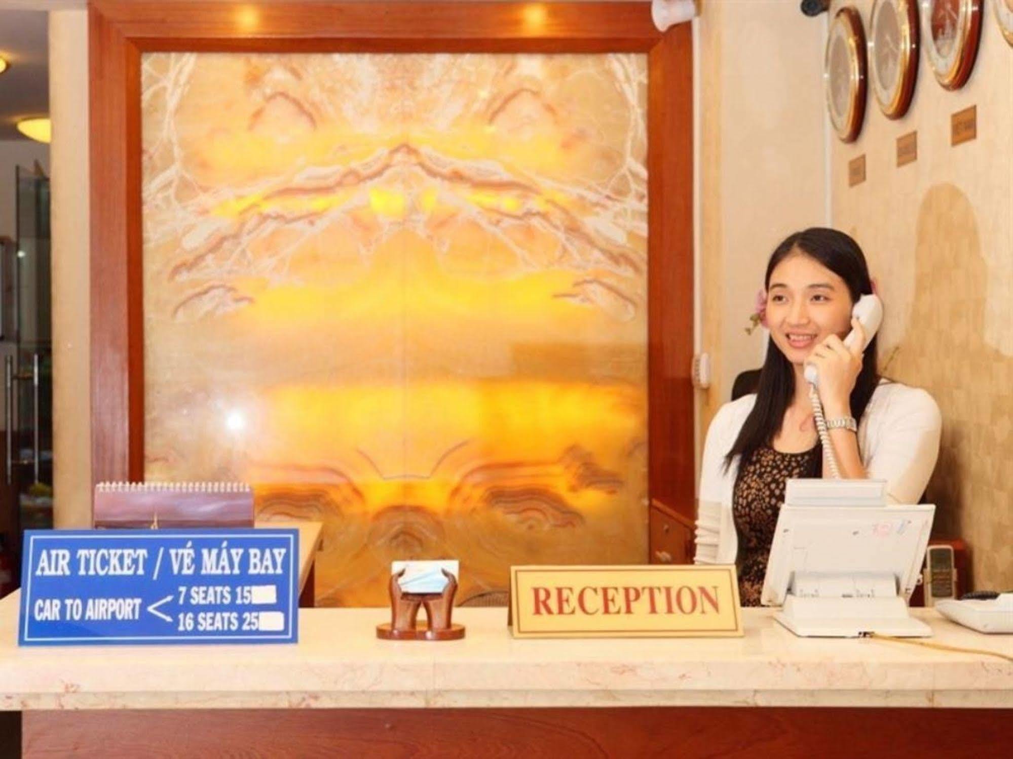 Ruby Hotel مدينة هوشي منه المظهر الخارجي الصورة